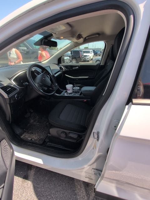 Used 2021 Ford Edge SE AWD/4WD image 13