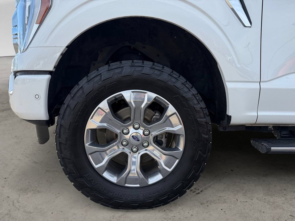 Used 2021 Ford F150 Platinum w/ FX4 Off-Road Package AWD/4WD image 14