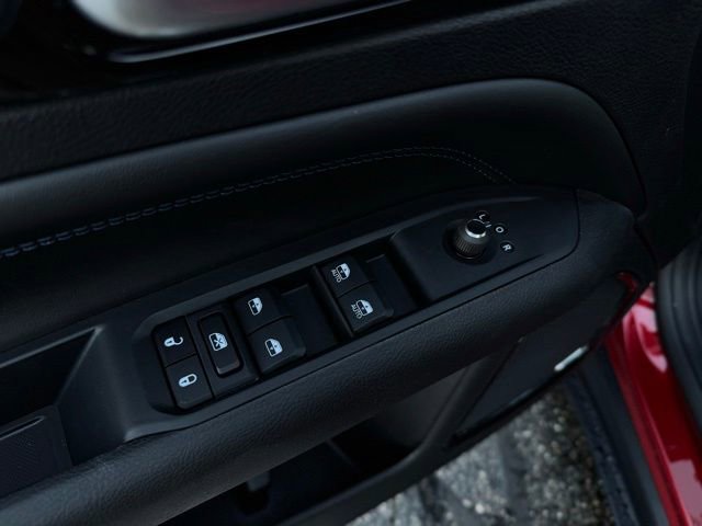 New 2026 Jeep Compass Latitude w/ Sun and Sound Group image 14