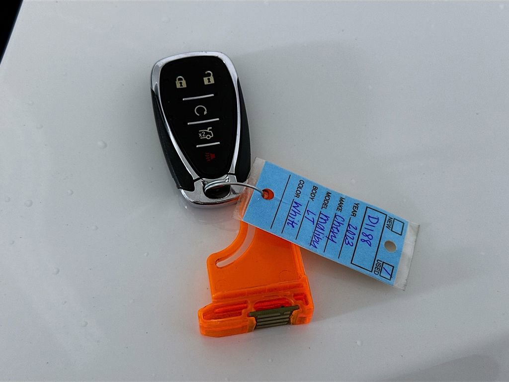 Used 2023 Chevrolet Malibu LT image 35