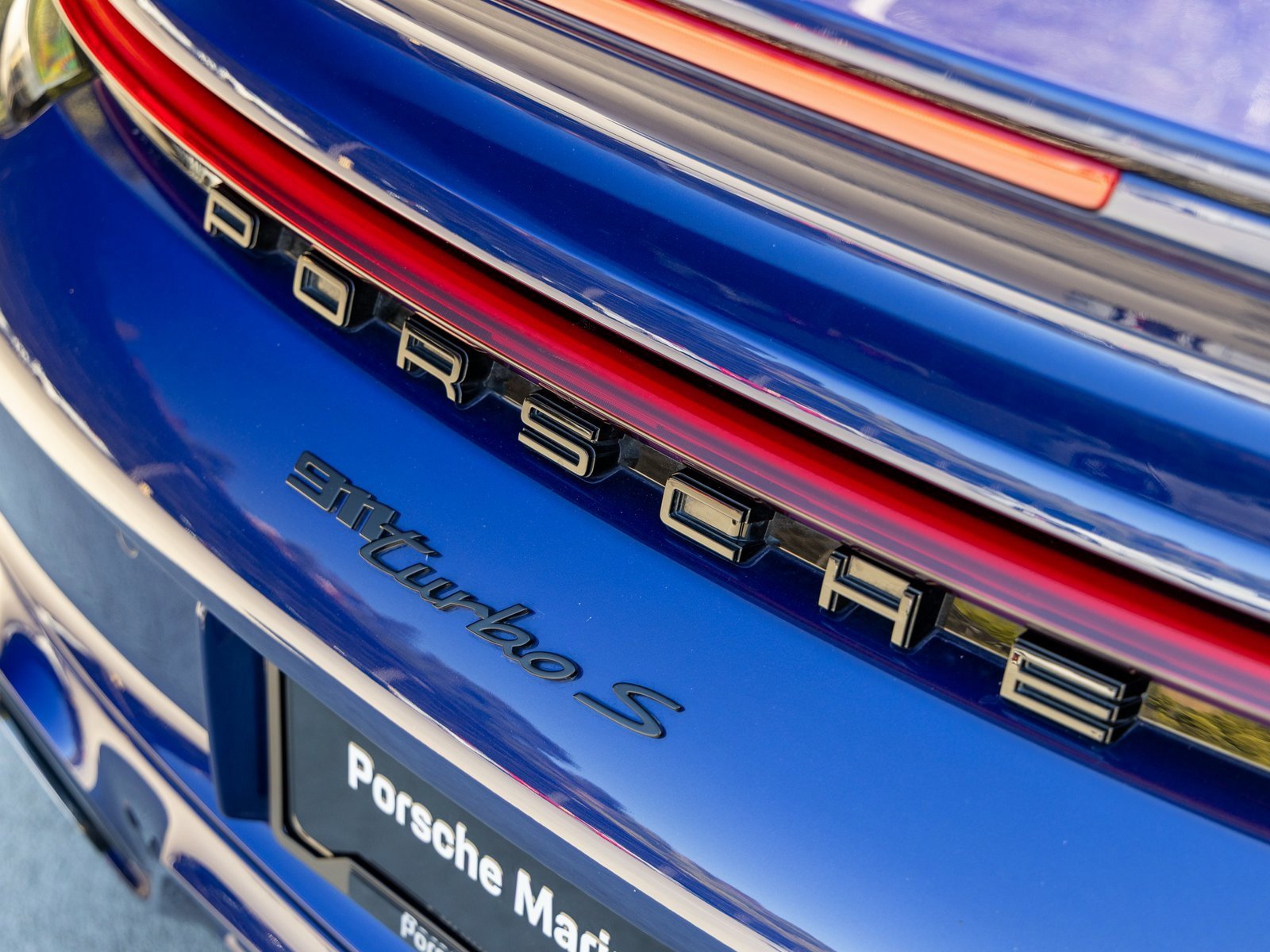 Certified 2022 Porsche 911 Turbo S image 15