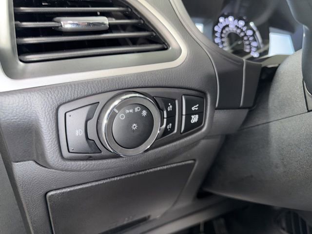 Used 2024 Ford Edge SEL w/ Convenience Package image 15