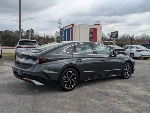 Used 2025 Hyundai Sonata SEL image 3