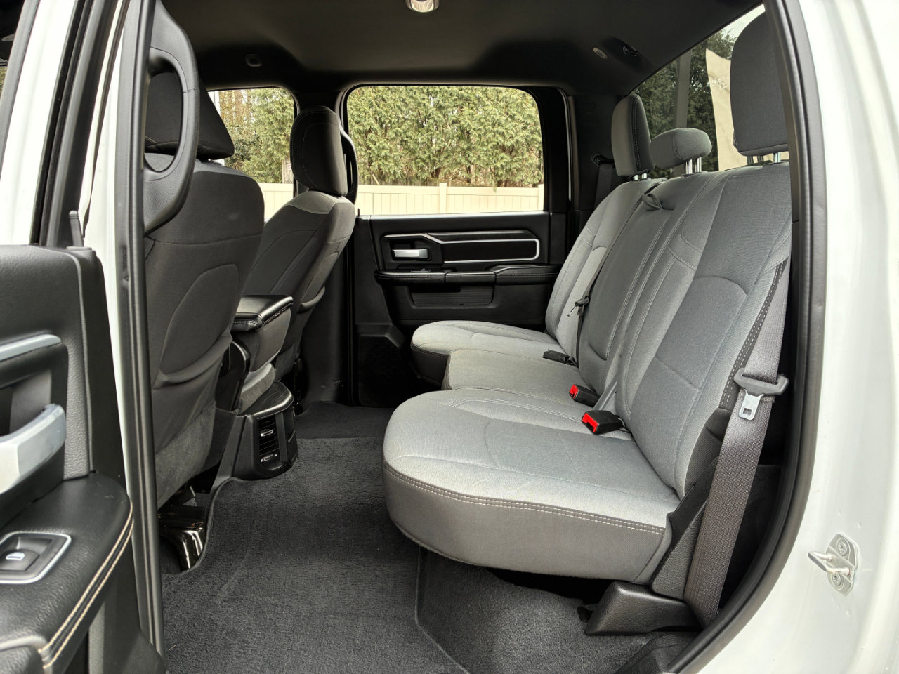 Used 2024 RAM 2500 Big Horn image 29