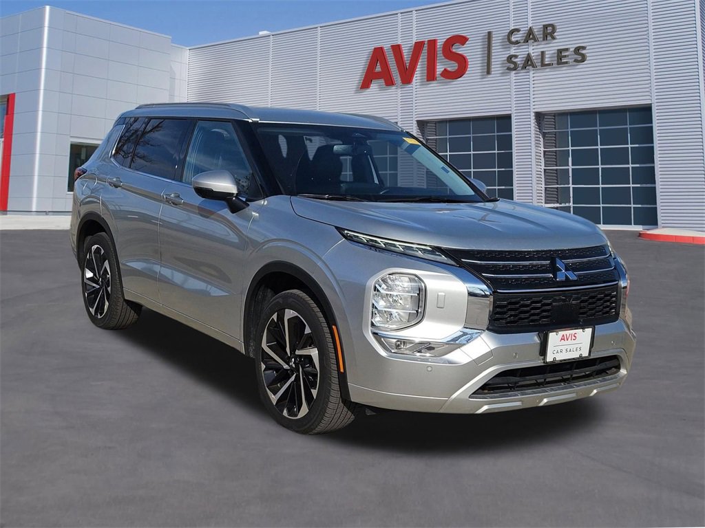 Used 2024 Mitsubishi Outlander SEL image 9