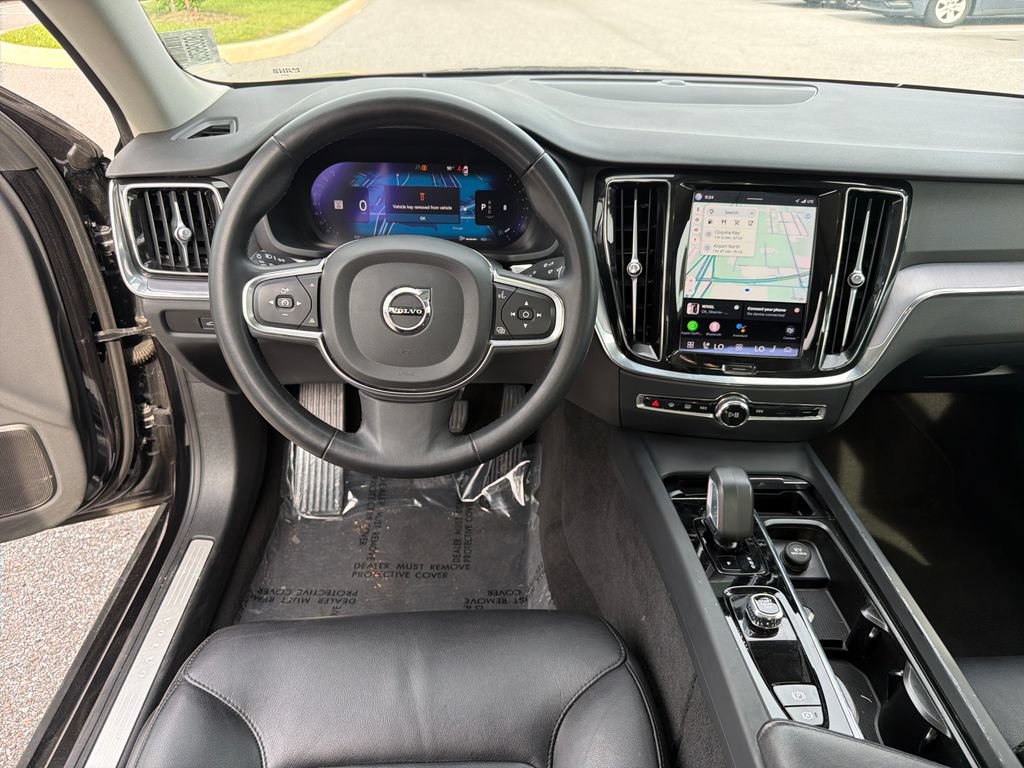 Used 2024 Volvo S60 B5 Core FWD image 30