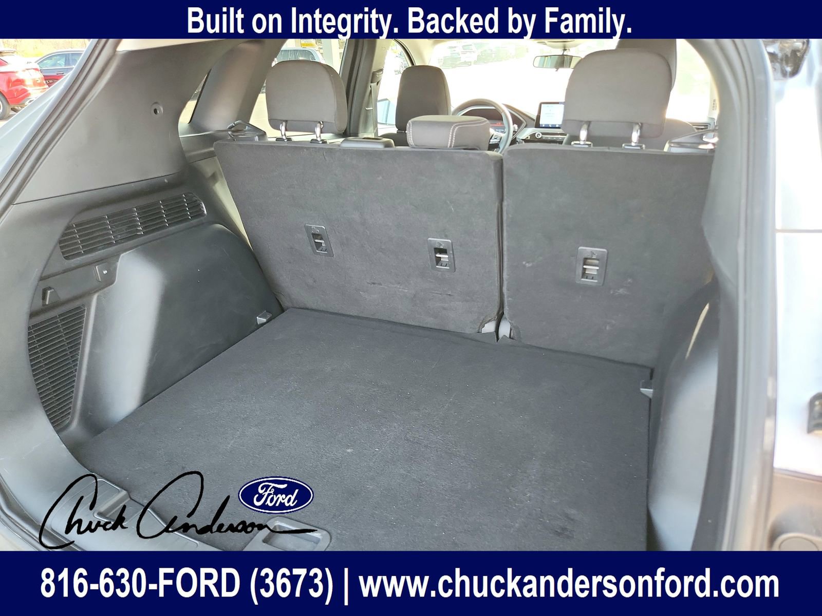 Used 2024 Ford Escape Active w/ Cold Weather Package FWD image 29