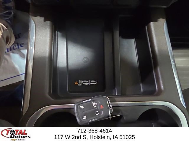 Used 2020 Chevrolet Silverado 1500 LTZ w/ LTZ Premium Package AWD/4WD image 17