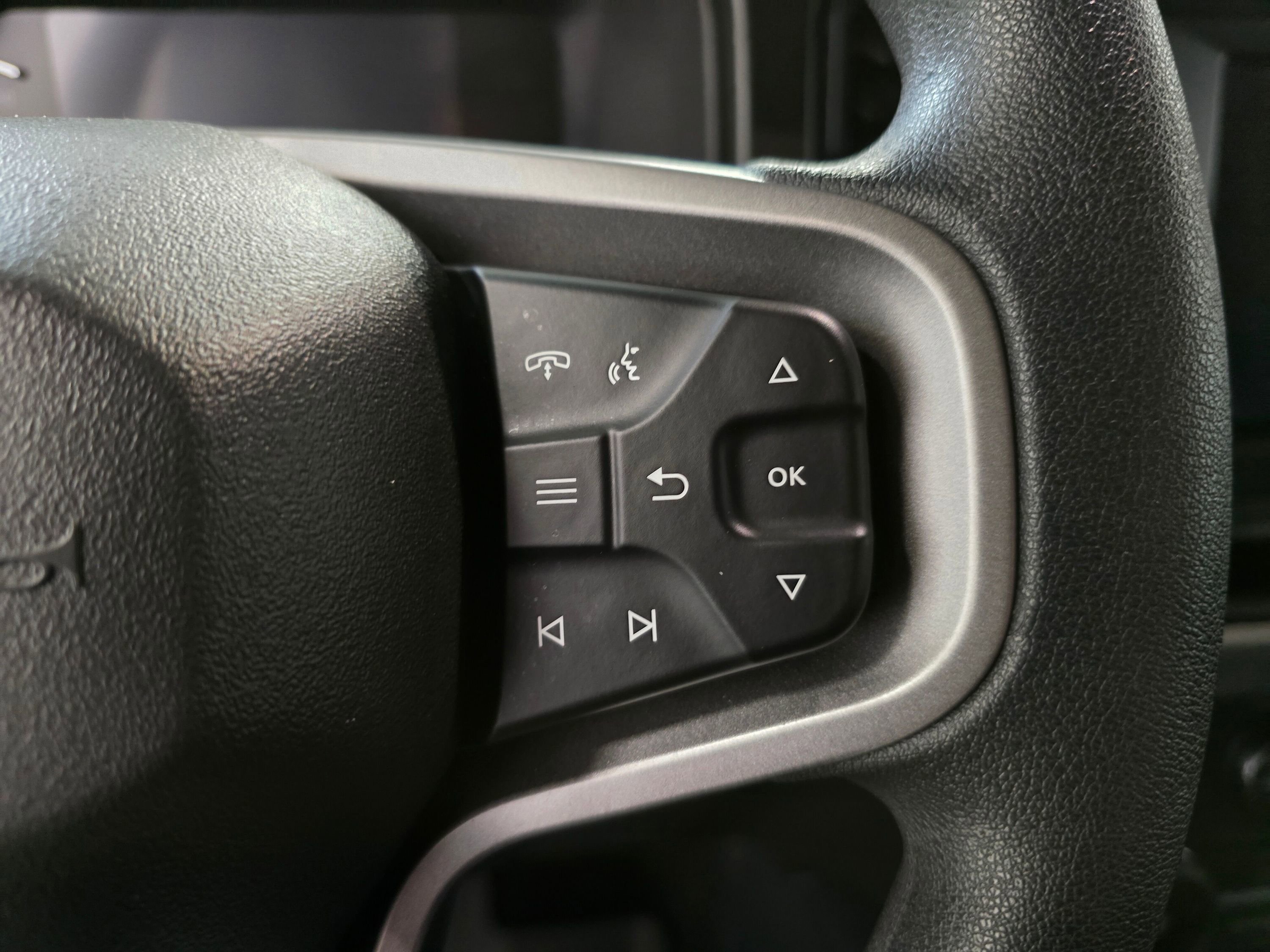 Used 2022 Ford Bronco Base image 32