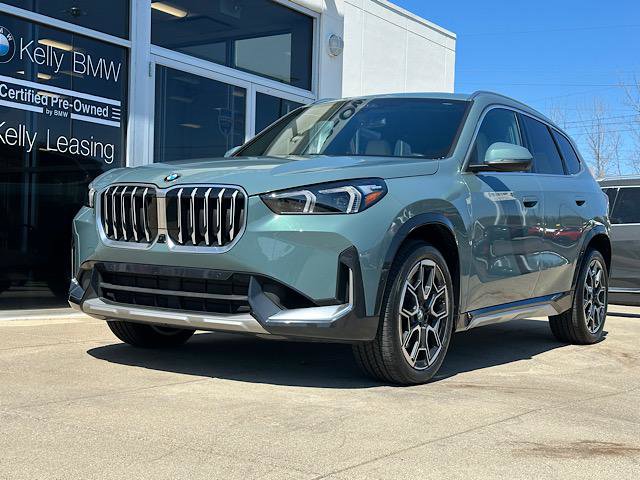 Certified 2025 BMW X1 xDrive28i w/ Premium Package image 3