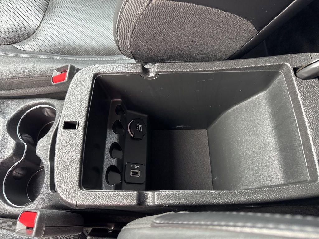 Used 2019 Jeep Cherokee Limited w/ Technology Group AWD/4WD image 44