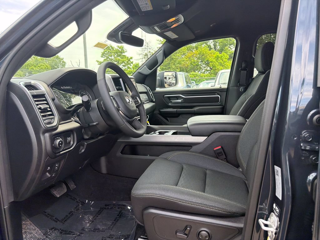 Used 2026 RAM 1500 Big Horn AWD/4WD image 11