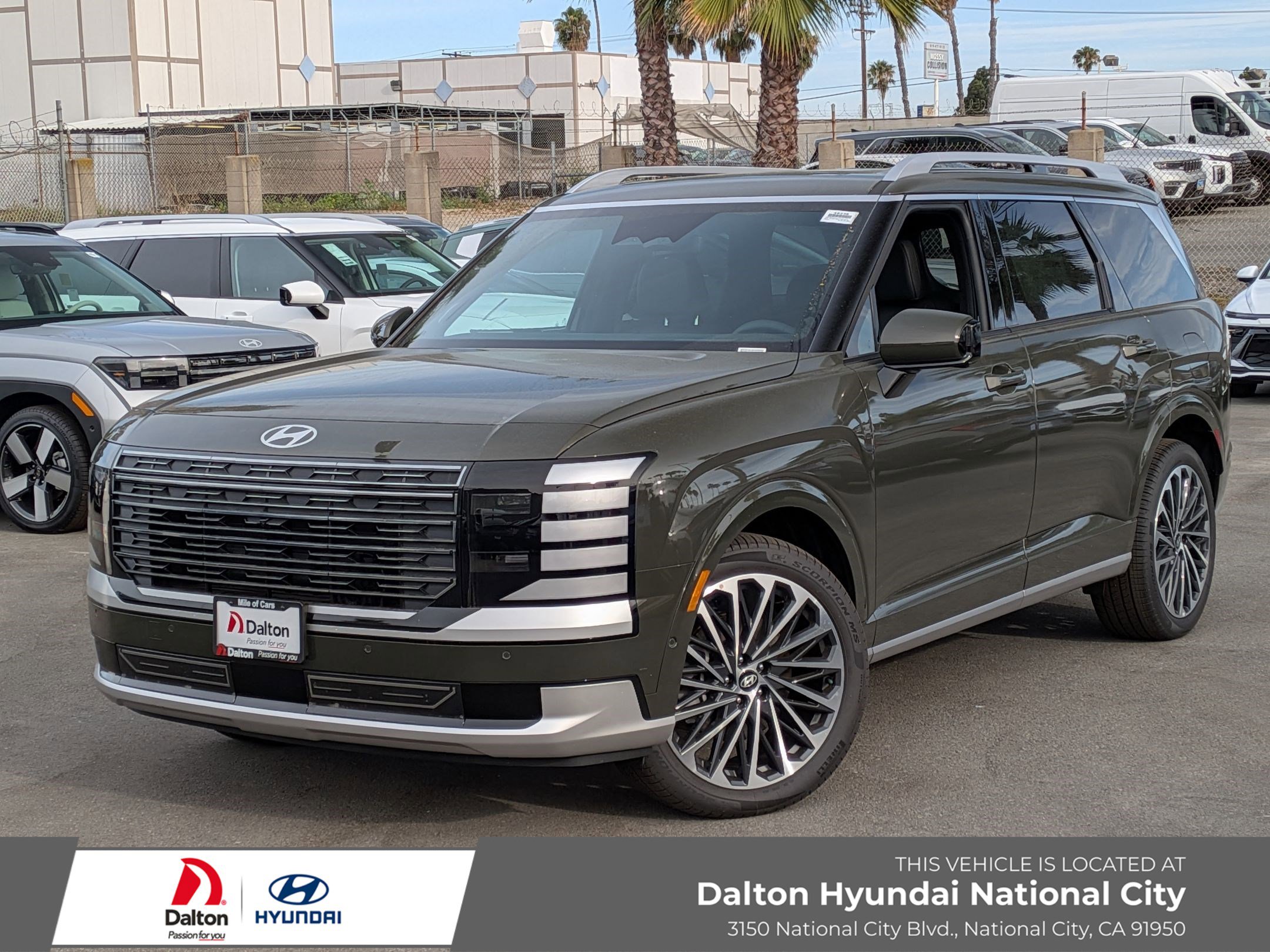 New 2026 Hyundai Palisade Calligraphy FWD image 1