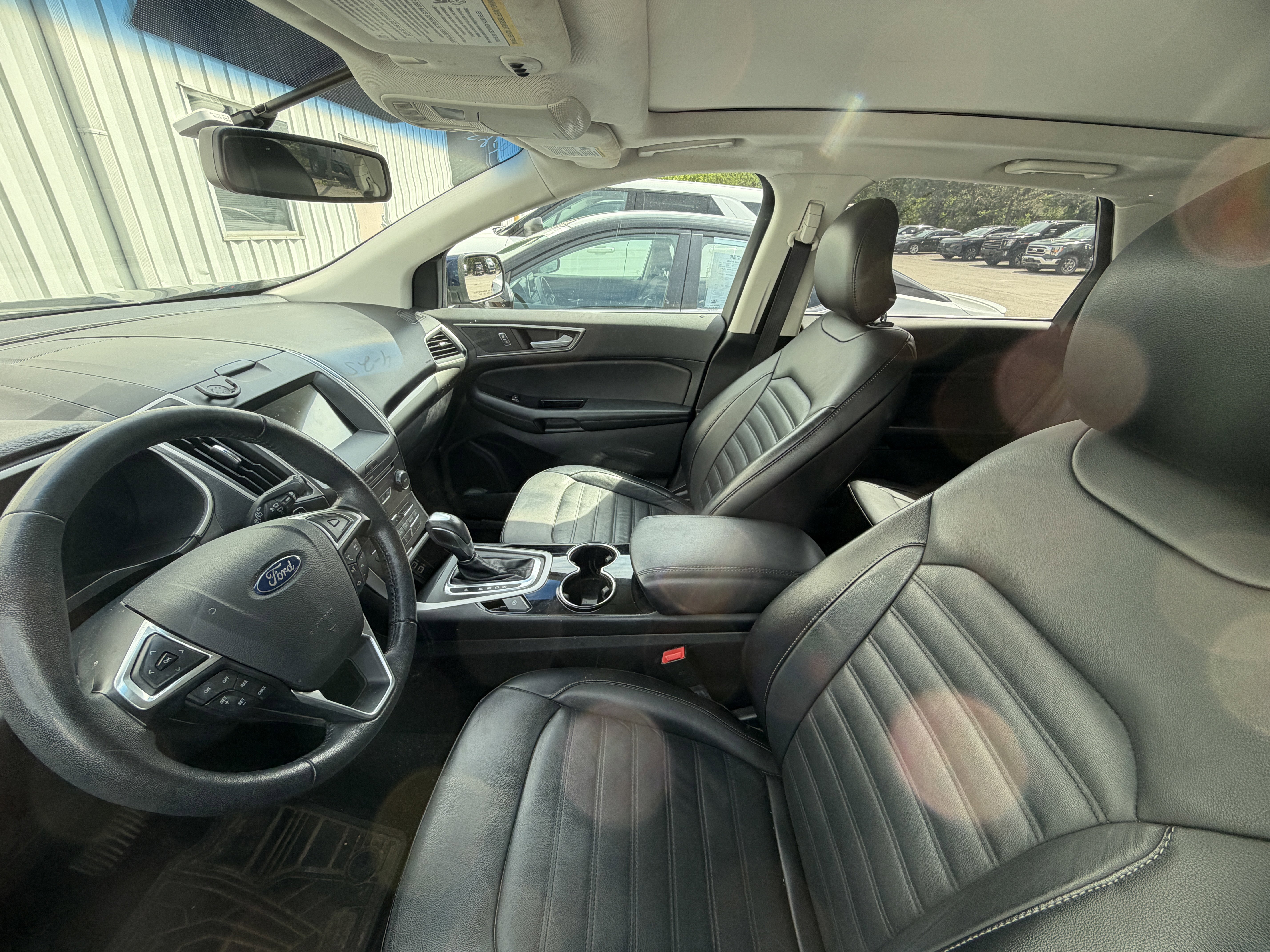 Used 2016 Ford Edge SEL w/ Equipment Group 201A AWD/4WD image 3