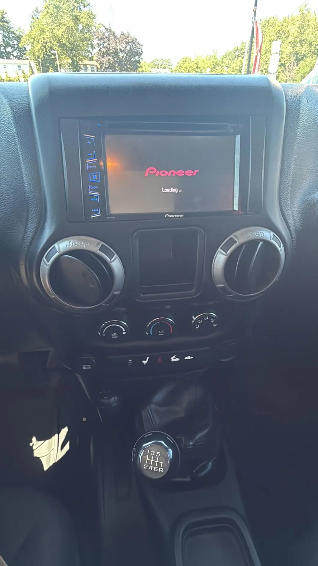 Used 2016 Jeep Wrangler Sport image 16