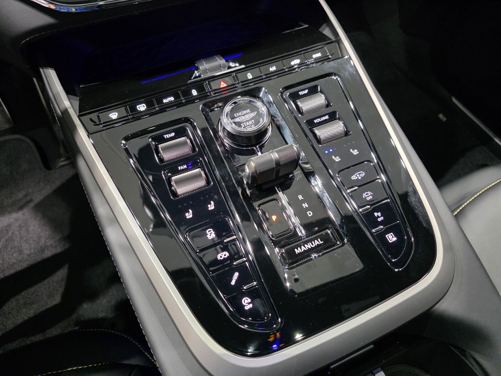 New 2026 Aston Martin DBX 707 image 15