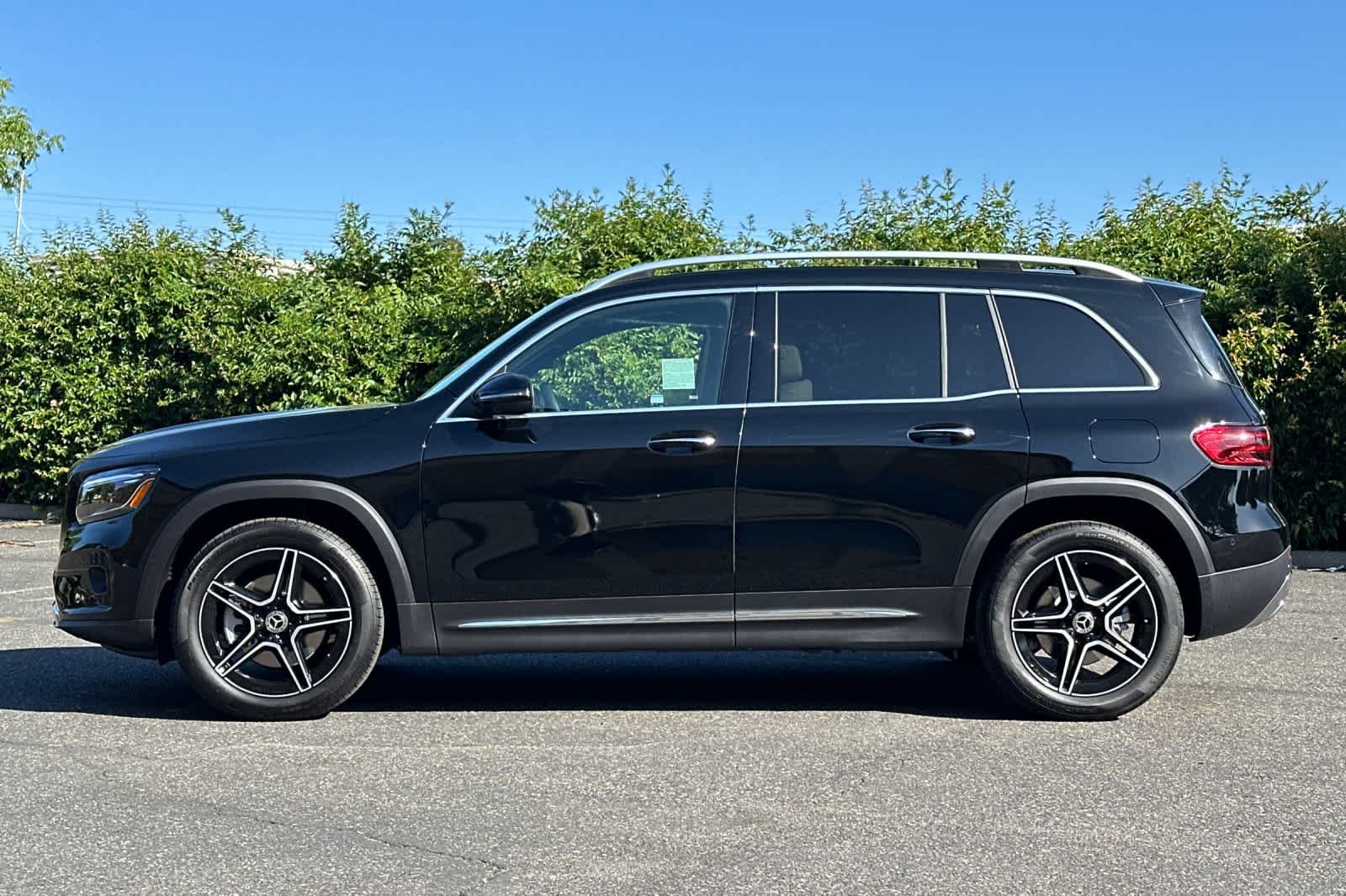 Certified 2026 Mercedes-Benz GLB 250 image 6