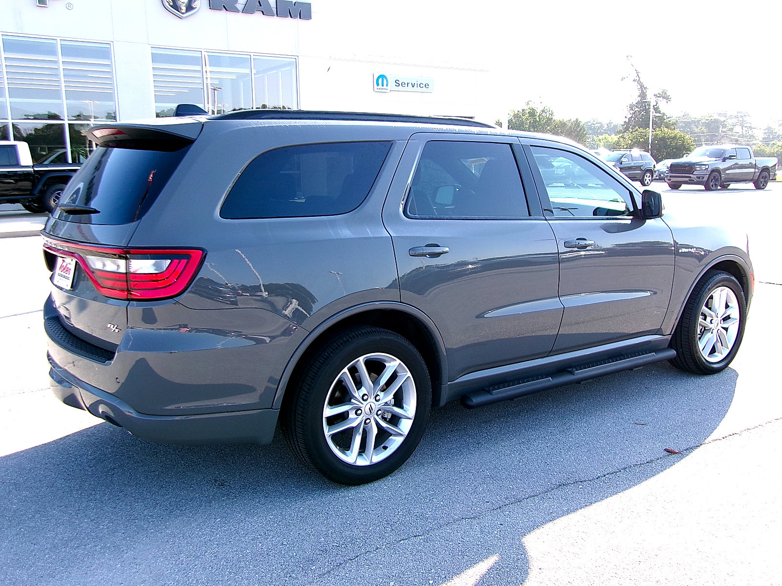 Used 2025 Dodge Durango R/T AWD/4WD image 4