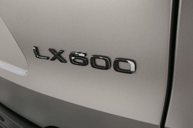 Used 2024 Lexus LX 600 F Sport image 10