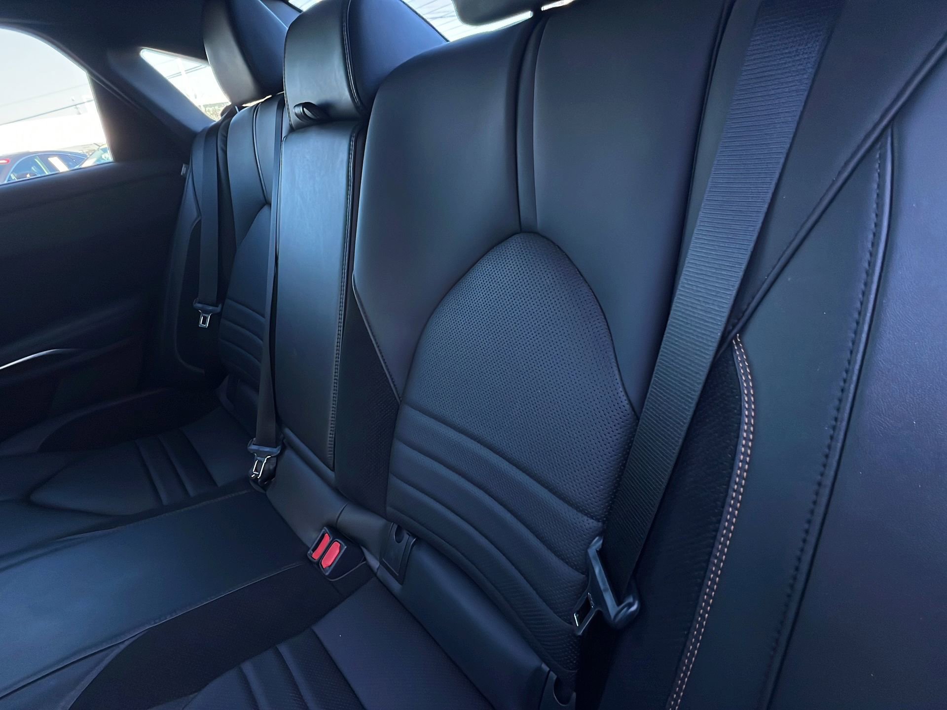 Used 2019 Toyota Avalon Touring image 16