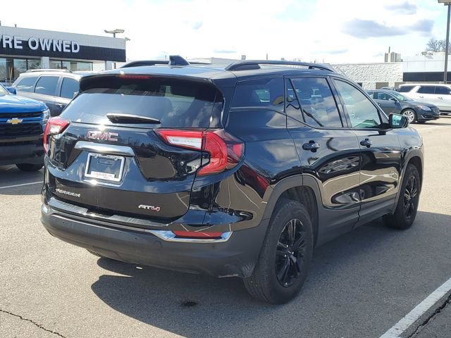 Certified 2023 GMC Terrain AT4 AWD/4WD image 3