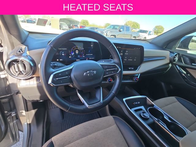 Used 2025 Chevrolet Equinox ACTIV FWD image 17