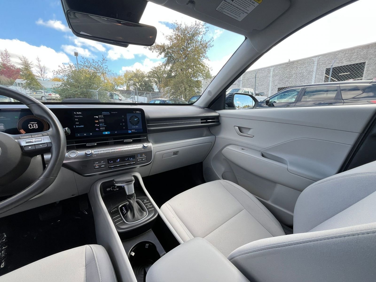 Used 2025 Hyundai Kona SEL image 35