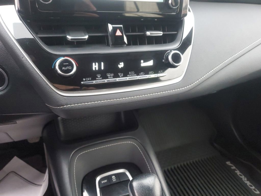 Used 2022 Toyota Corolla SE image 20