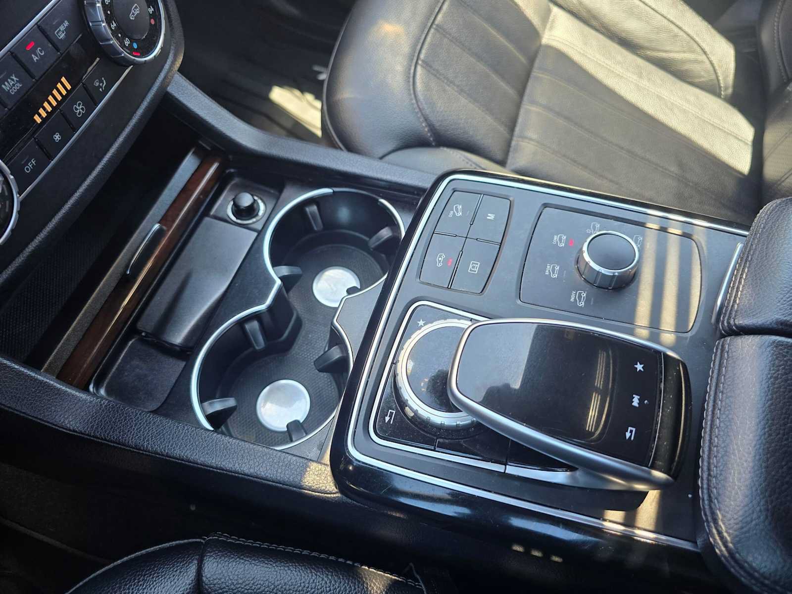 Used 2019 Mercedes-Benz GLS 450 4MATIC image 34