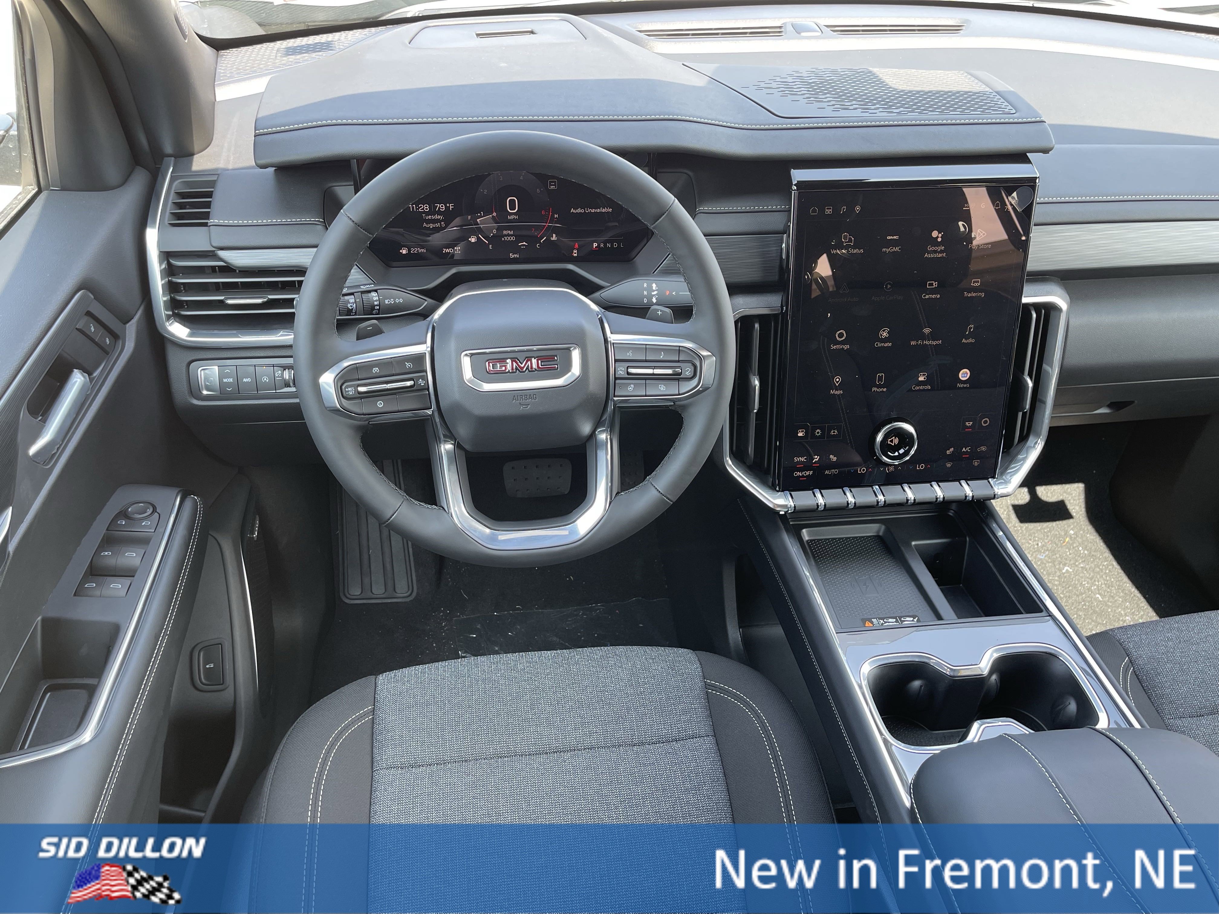 New 2026 GMC Acadia Elevation image 2