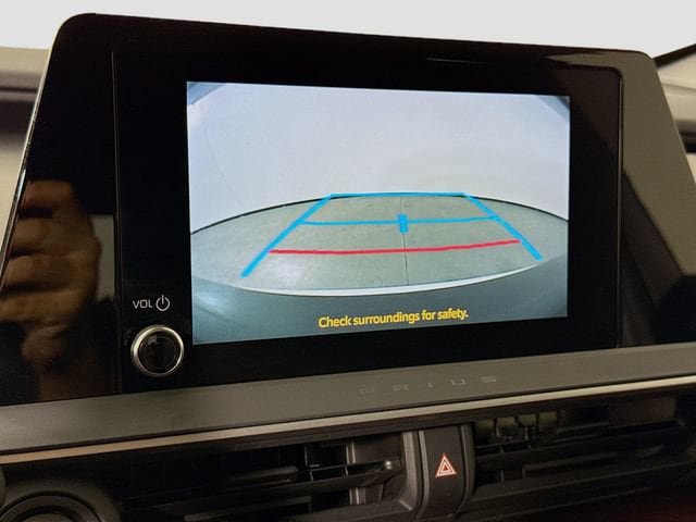 Certified 2025 Toyota Prius Plug-In Hybrid FWD image 15