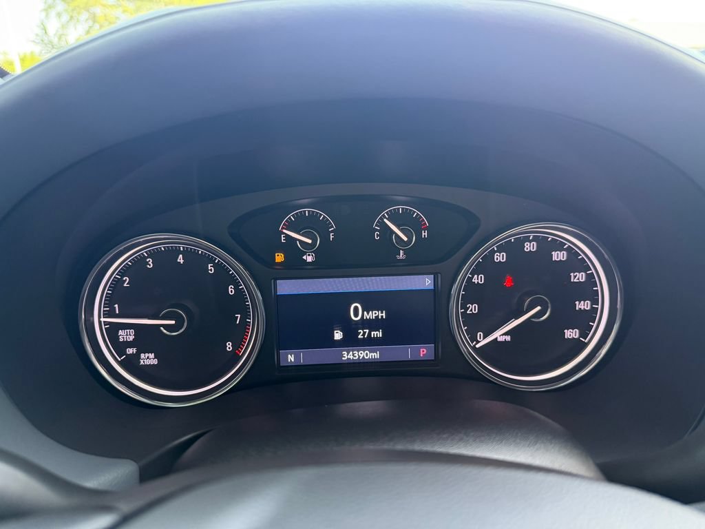 Used 2024 Buick Enclave Essence FWD image 12