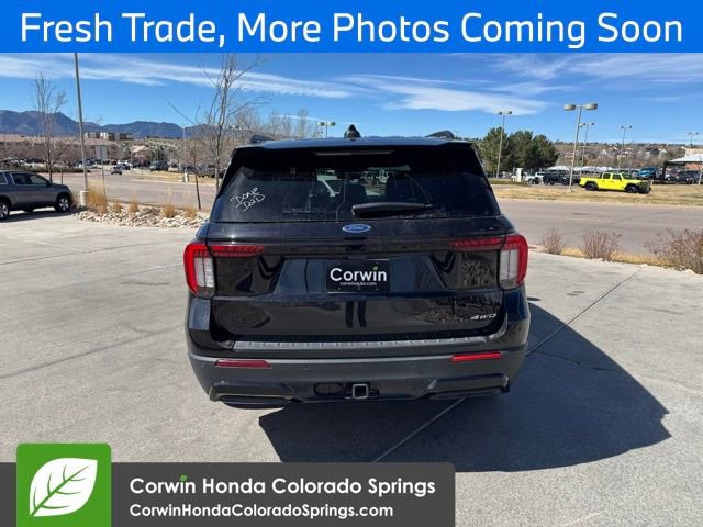 Used 2025 Ford Explorer ST-Line w/ ST-Line Street Pack image 4