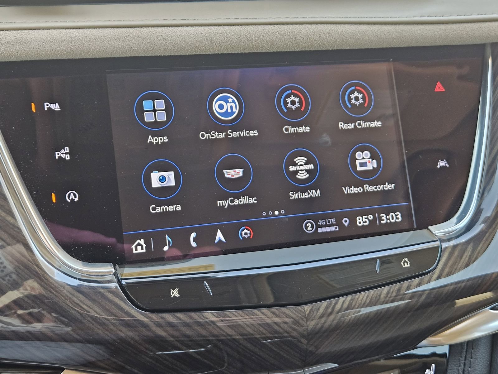 Certified 2023 Cadillac XT6 Premium Luxury w/ Platinum Package image 20