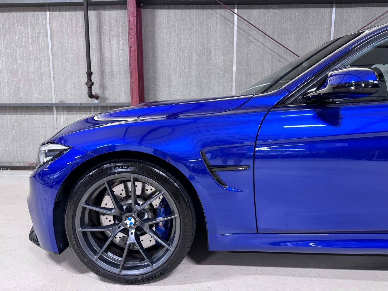 Used 2018 BMW M3 CS w/ Executive Package RWD image 9
