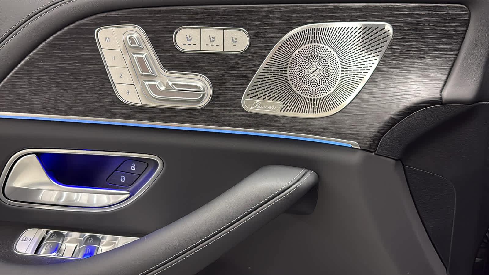 New 2026 Mercedes-Benz GLS 63 AMG 4MATIC image 17