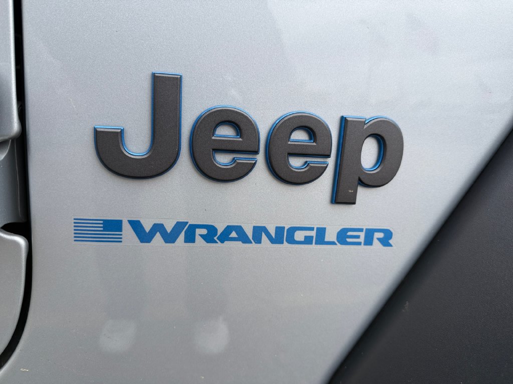 Used 2024 Jeep Wrangler Unlimited Rubicon 4xe AWD/4WD image 43