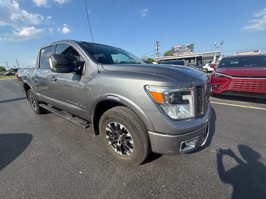 Used 2019 Nissan Titan PRO-4X w/ Pro-4x Convenience Package AWD/4WD image 1