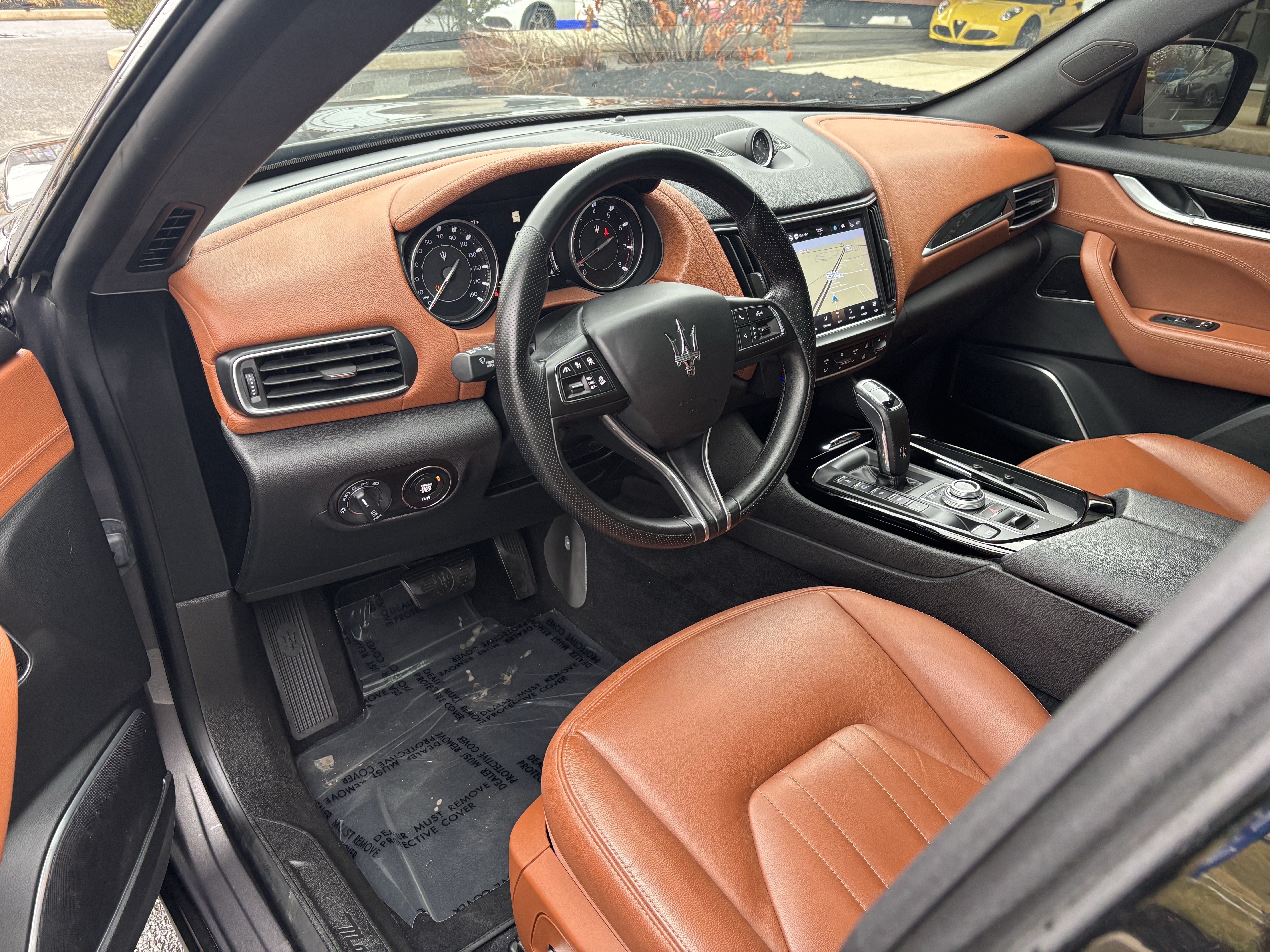 Used 2022 Maserati Levante GT AWD/4WD image 10