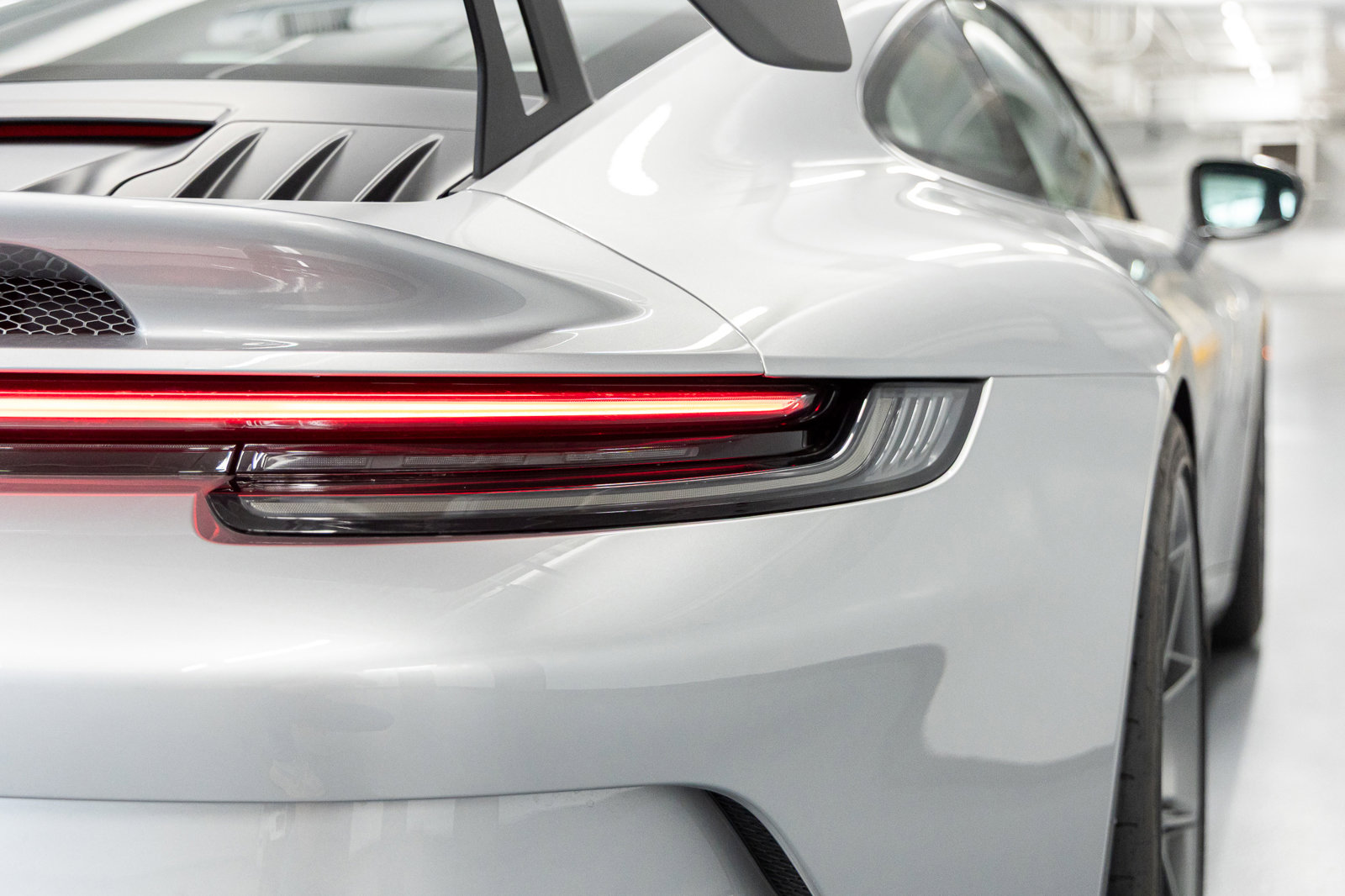 Used 2022 Porsche 911 GT3 RWD image 30