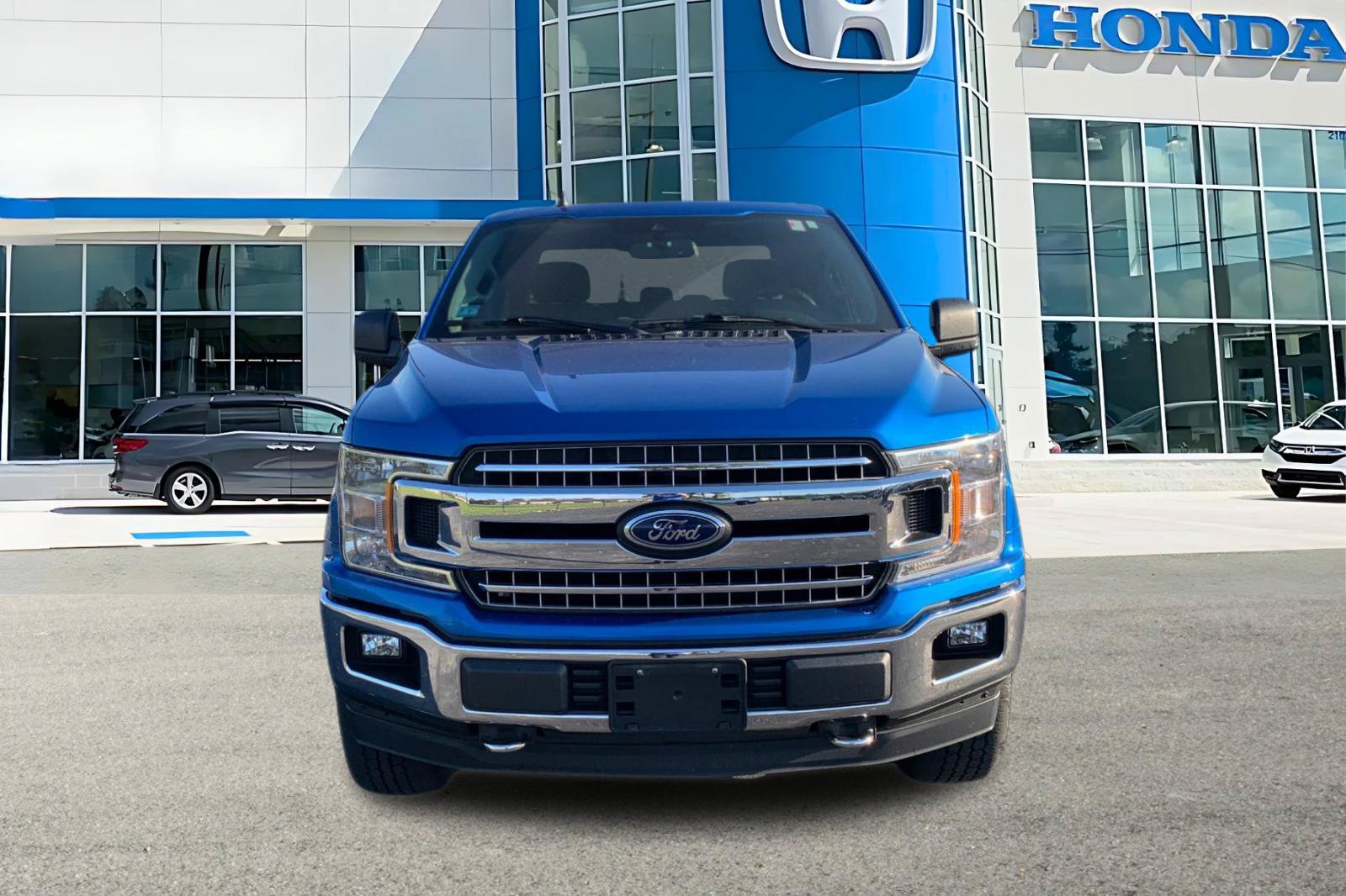 Used 2019 Ford F150 XLT w/ Equipment Group 302A Luxury AWD/4WD image 8