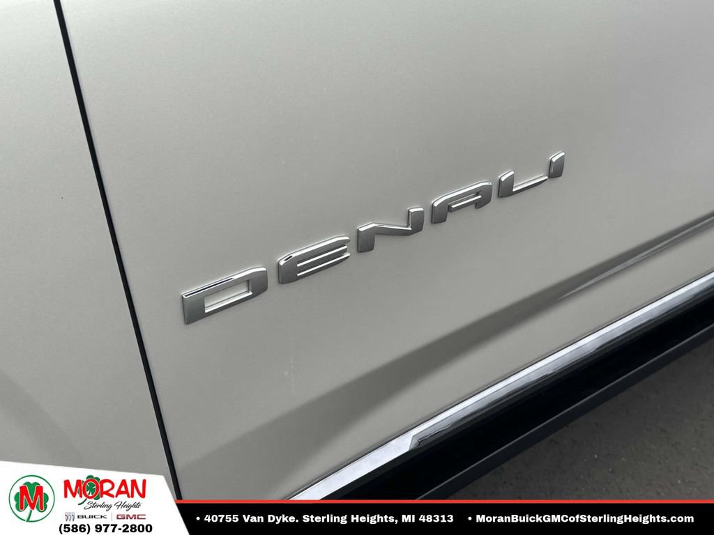 Certified 2023 GMC Yukon Denali Ultimate AWD/4WD image 9