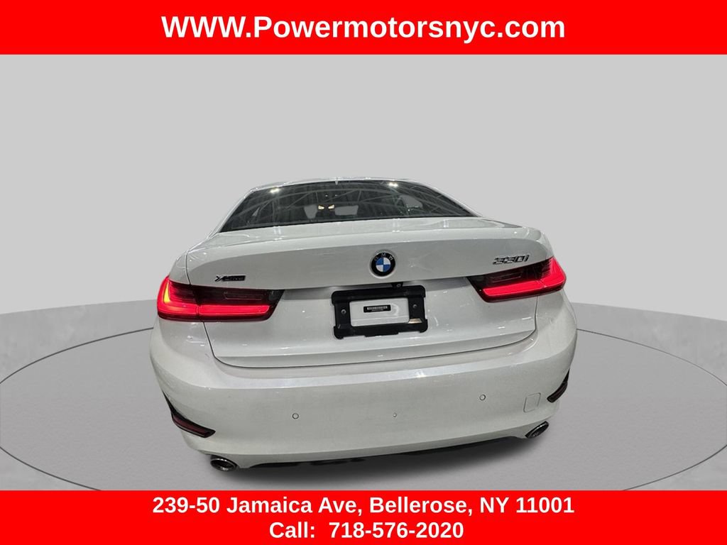 Used 2020 BMW 330i xDrive Sedan w/ Driving Assistance Package AWD/4WD image 13