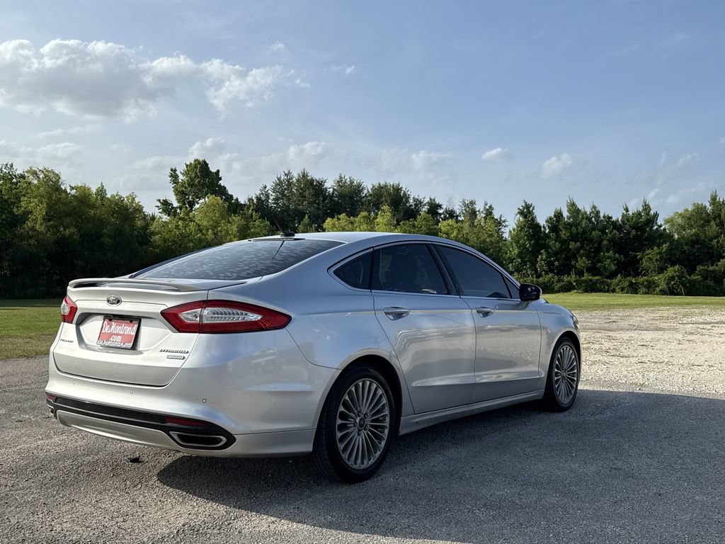 Used 2016 Ford Fusion Titanium FWD image 5