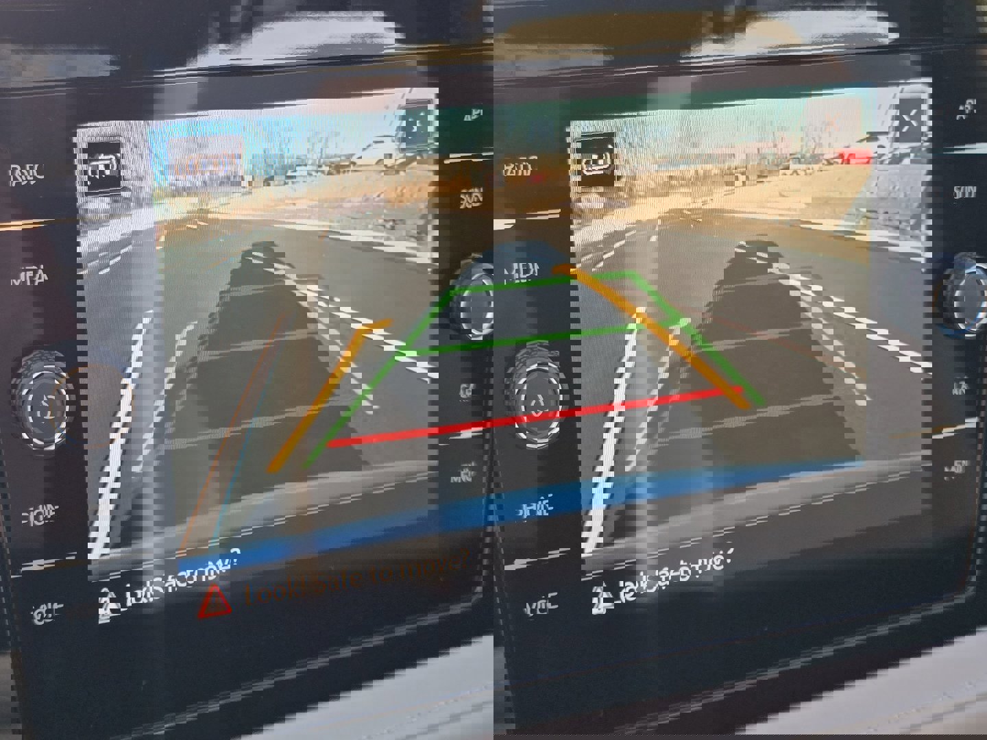 New 2026 Volkswagen Taos SE AWD/4WD video 4