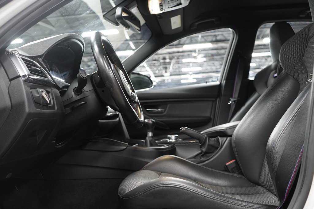 Used 2018 BMW M3 RWD image 10