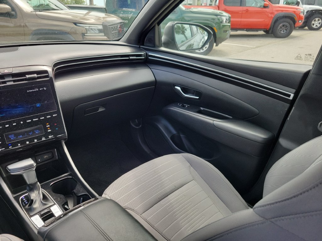 Used 2023 Hyundai Santa Cruz SEL Premium AWD/4WD image 19