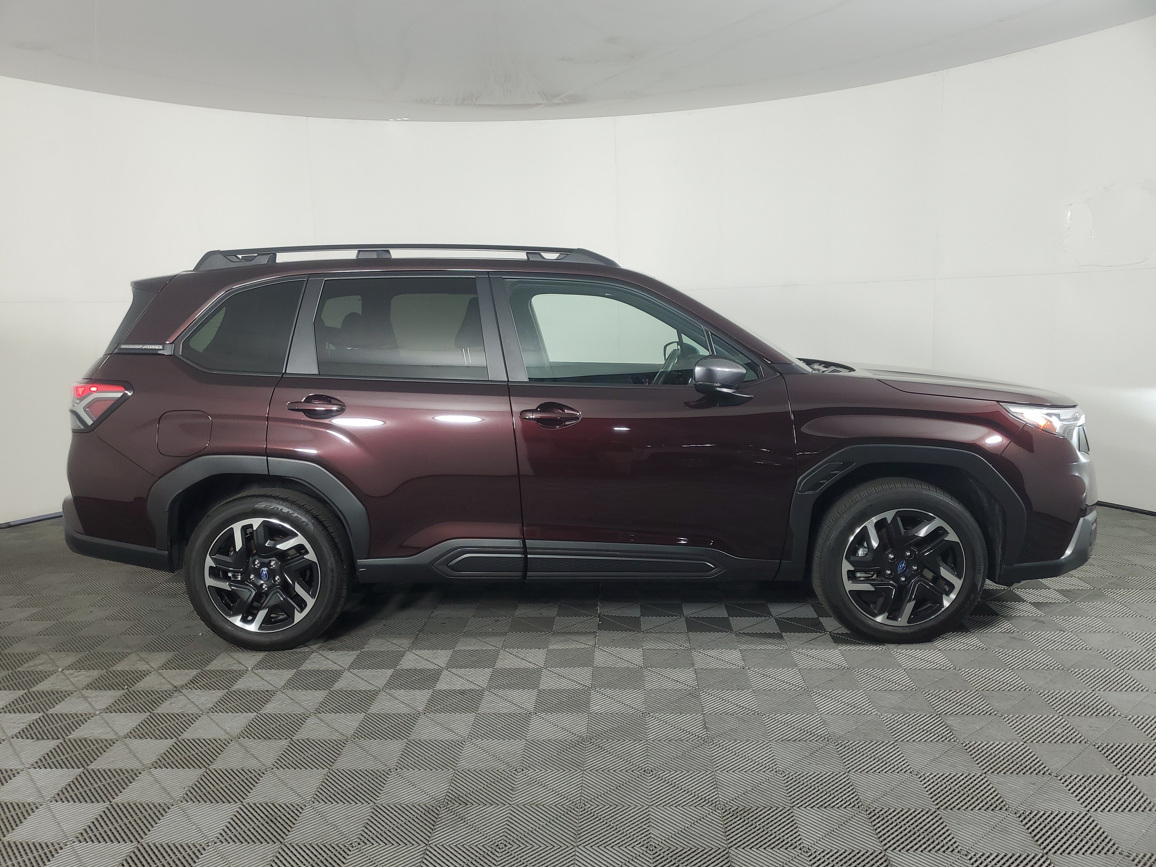Used 2026 Subaru Forester Limited AWD/4WD image 3