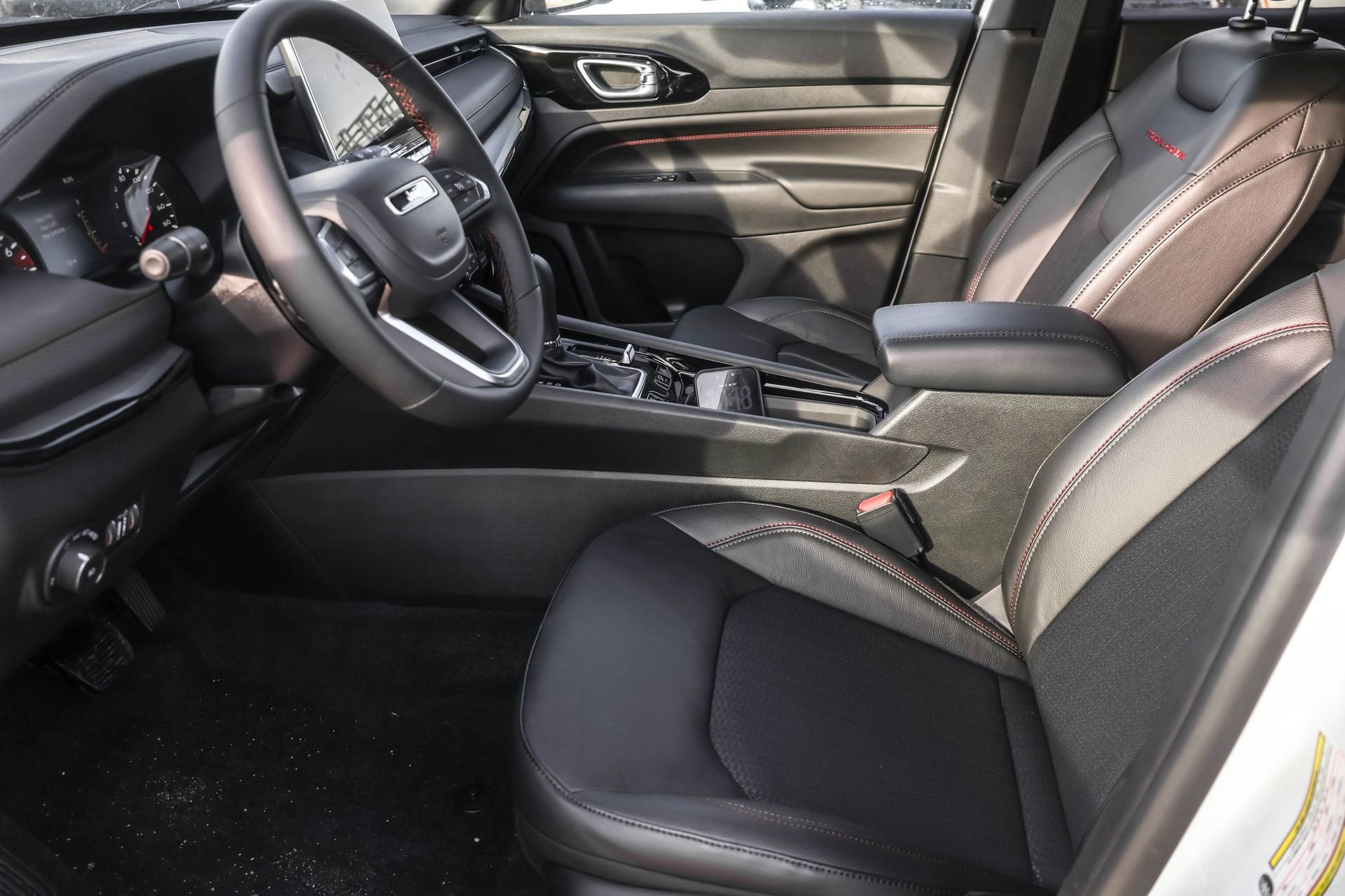 New 2026 Jeep Compass Trailhawk image 5