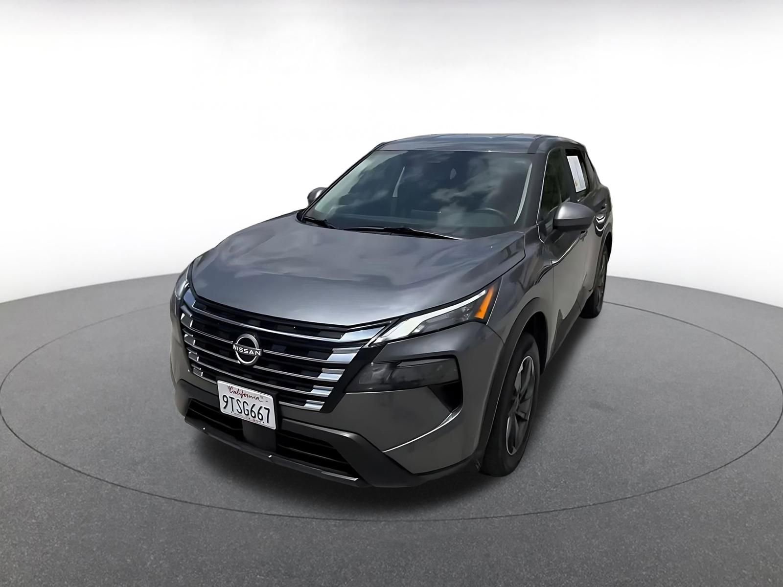 Used 2025 Nissan Rogue SV FWD image 7